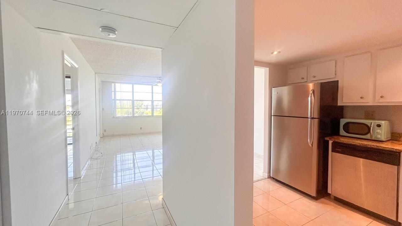 2761 Taft St, Unit 408, Hollywood, FL 33020 Photo