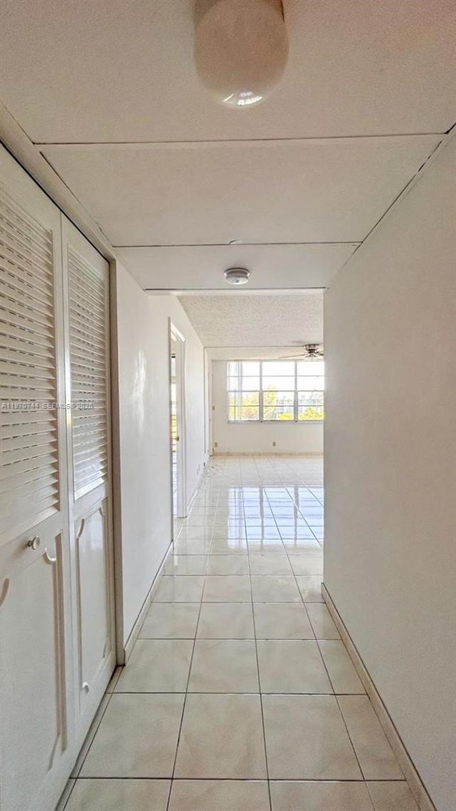 2761 Taft St, Unit 408, Hollywood, FL 33020 Photo