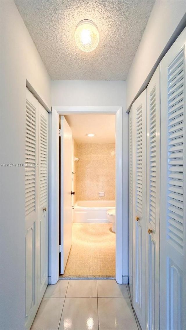 2761 Taft St, Unit 408, Hollywood, FL 33020 Photo