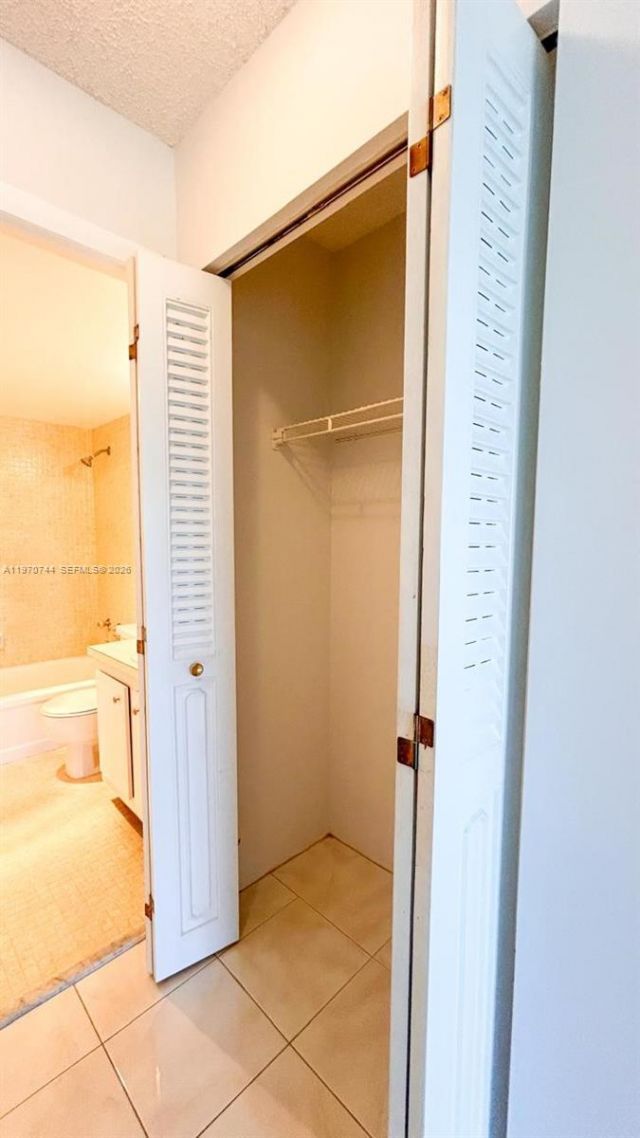 2761 Taft St, Unit 408, Hollywood, FL 33020 Photo