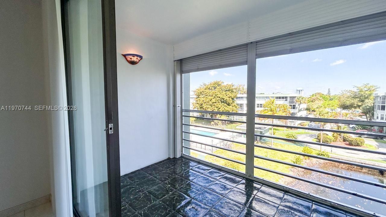 2761 Taft St, Unit 408, Hollywood, FL 33020 Photo