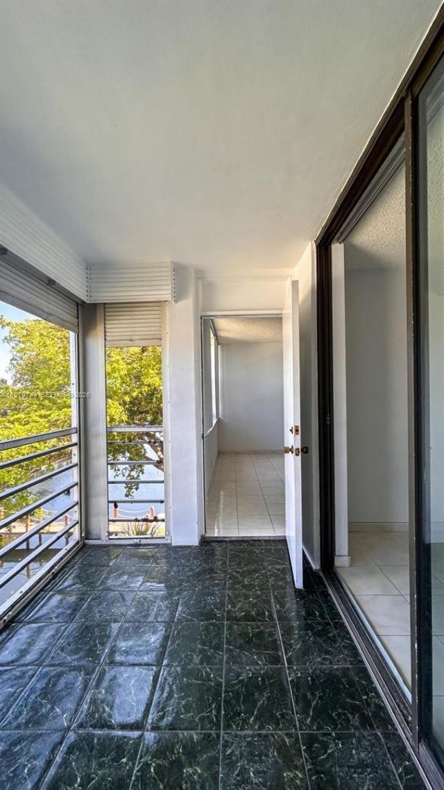 2761 Taft St, Unit 408, Hollywood, FL 33020 Photo