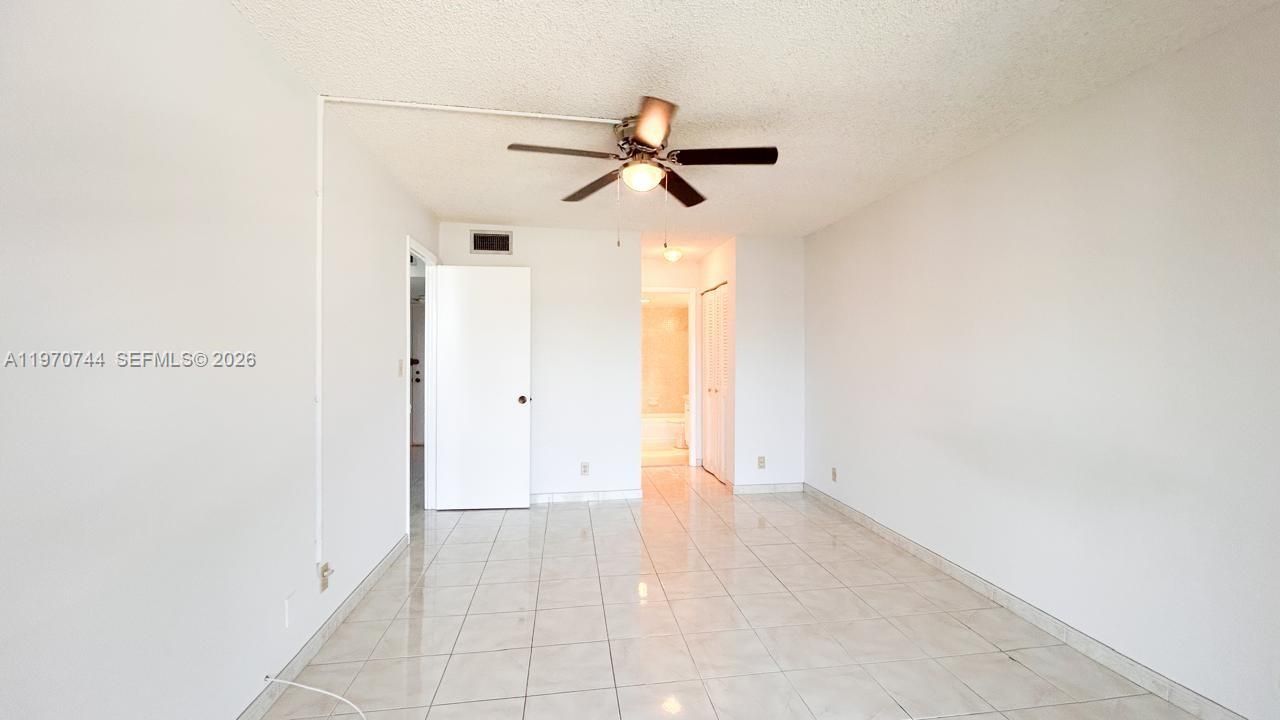 2761 Taft St, Unit 408, Hollywood, FL 33020 Photo