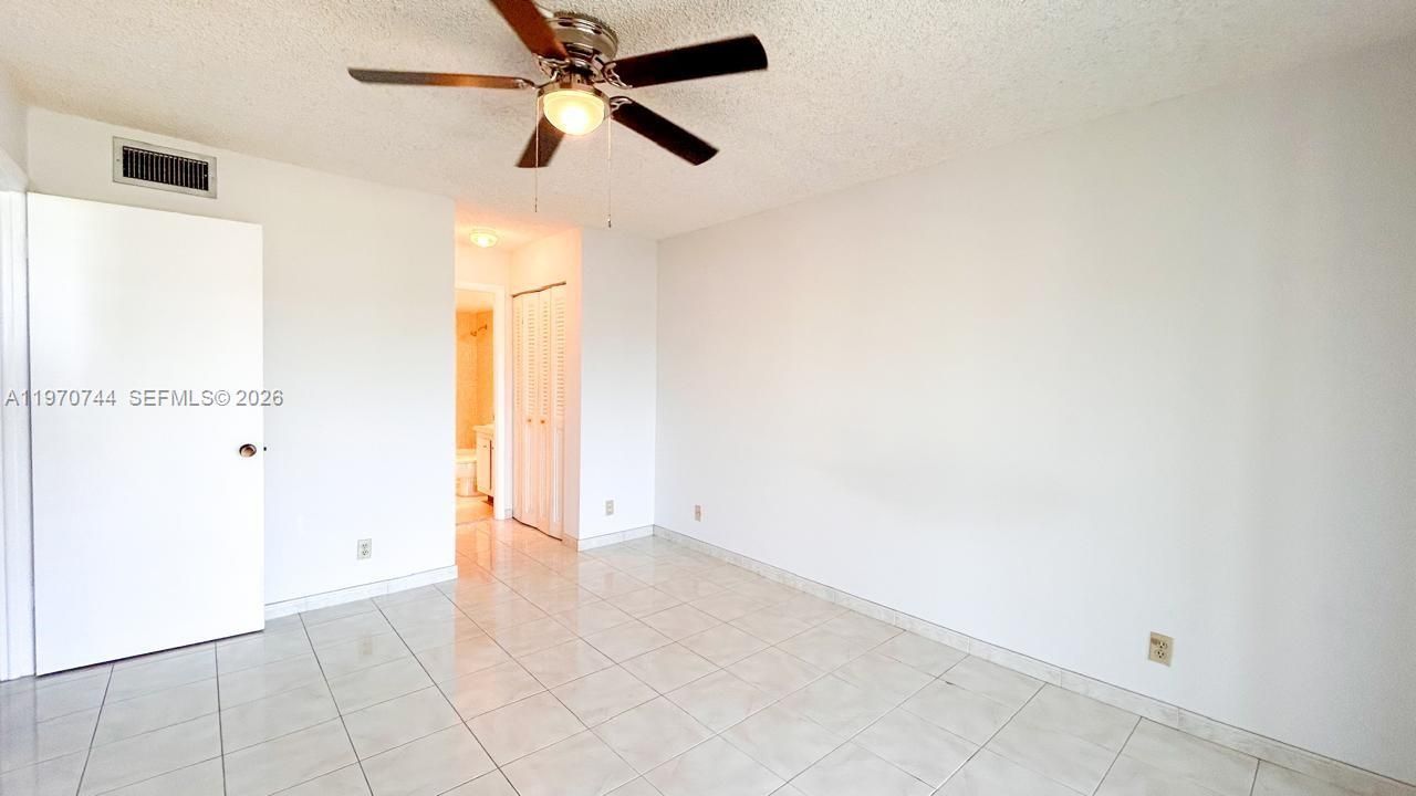 2761 Taft St, Unit 408, Hollywood, FL 33020 Photo