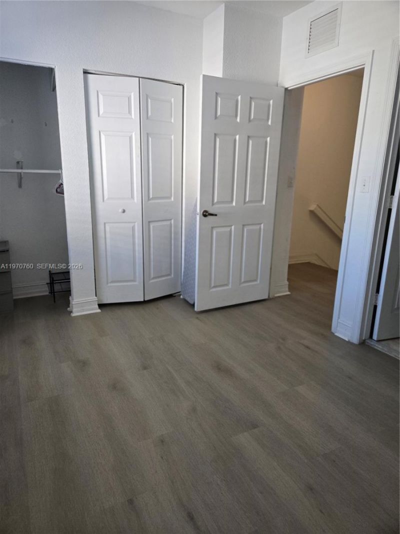 7985 NW 8th St, Unit 100A, Miami, FL 33126 Photo