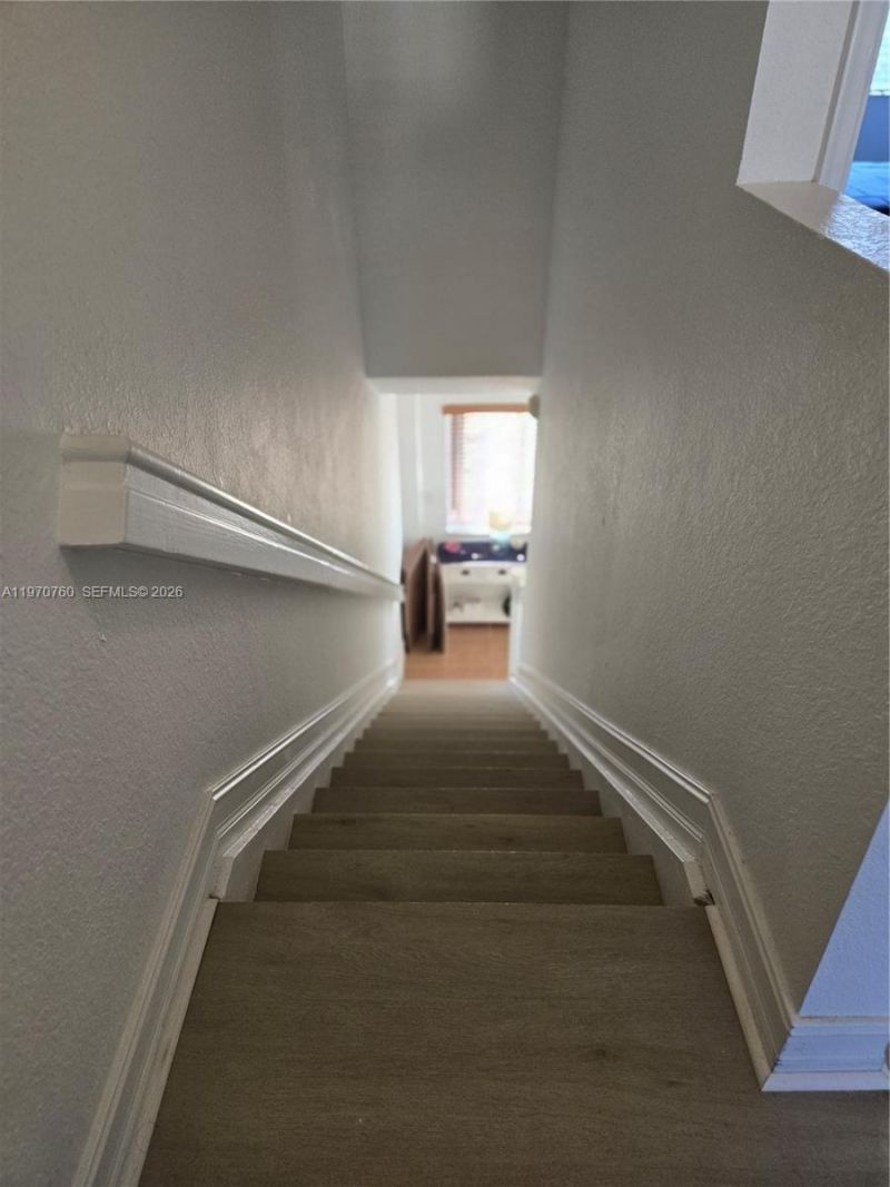 7985 NW 8th St, Unit 100A, Miami, FL 33126 Photo