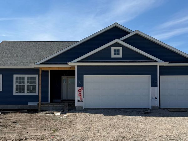 718 W Driscoll Street, Rochelle, IL 61068