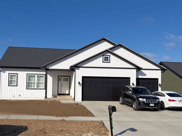 718 W Driscoll Street, Rochelle, IL 61068