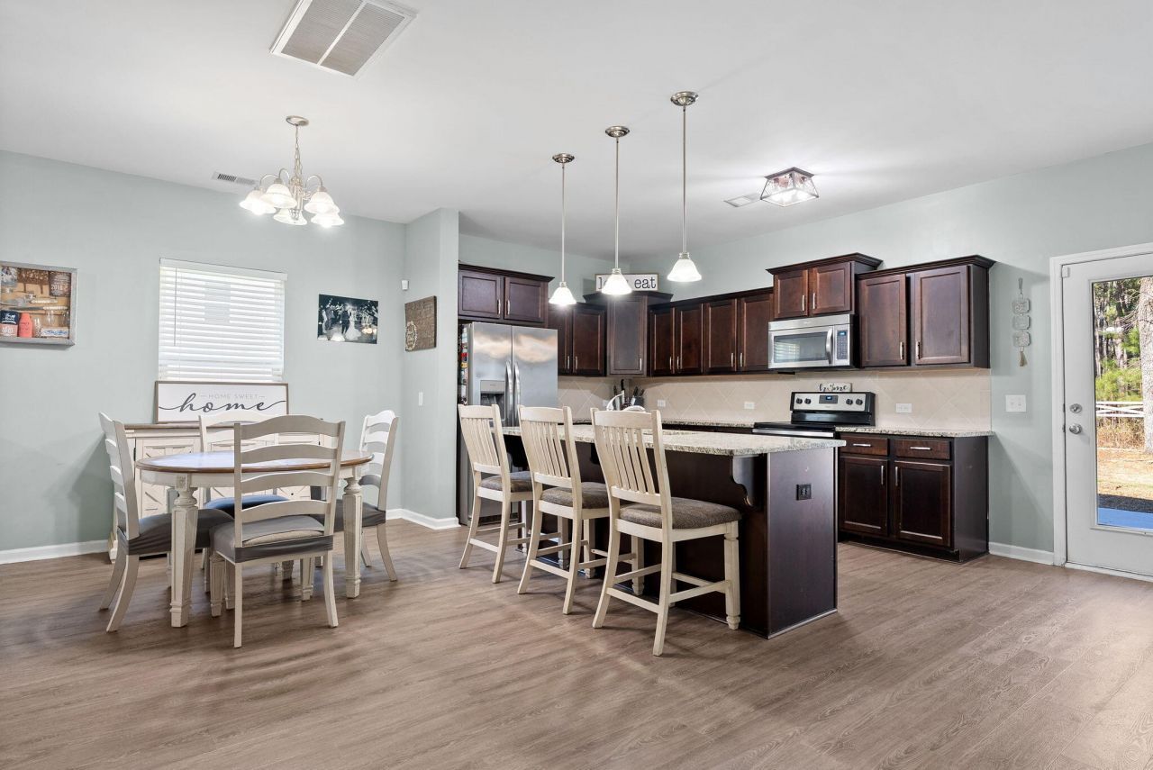 1629 Pimlico Boulevard Photo 10