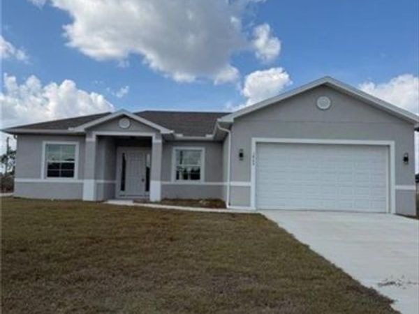 1923 Richmond AVE N, LEHIGH ACRES, FL 33972