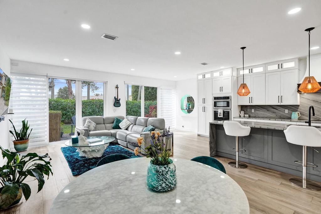 6800 Via Regina, Boca Raton, FL 33433 Photo