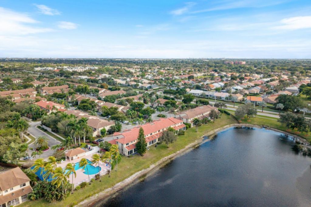 6800 Via Regina, Boca Raton, FL 33433 Photo