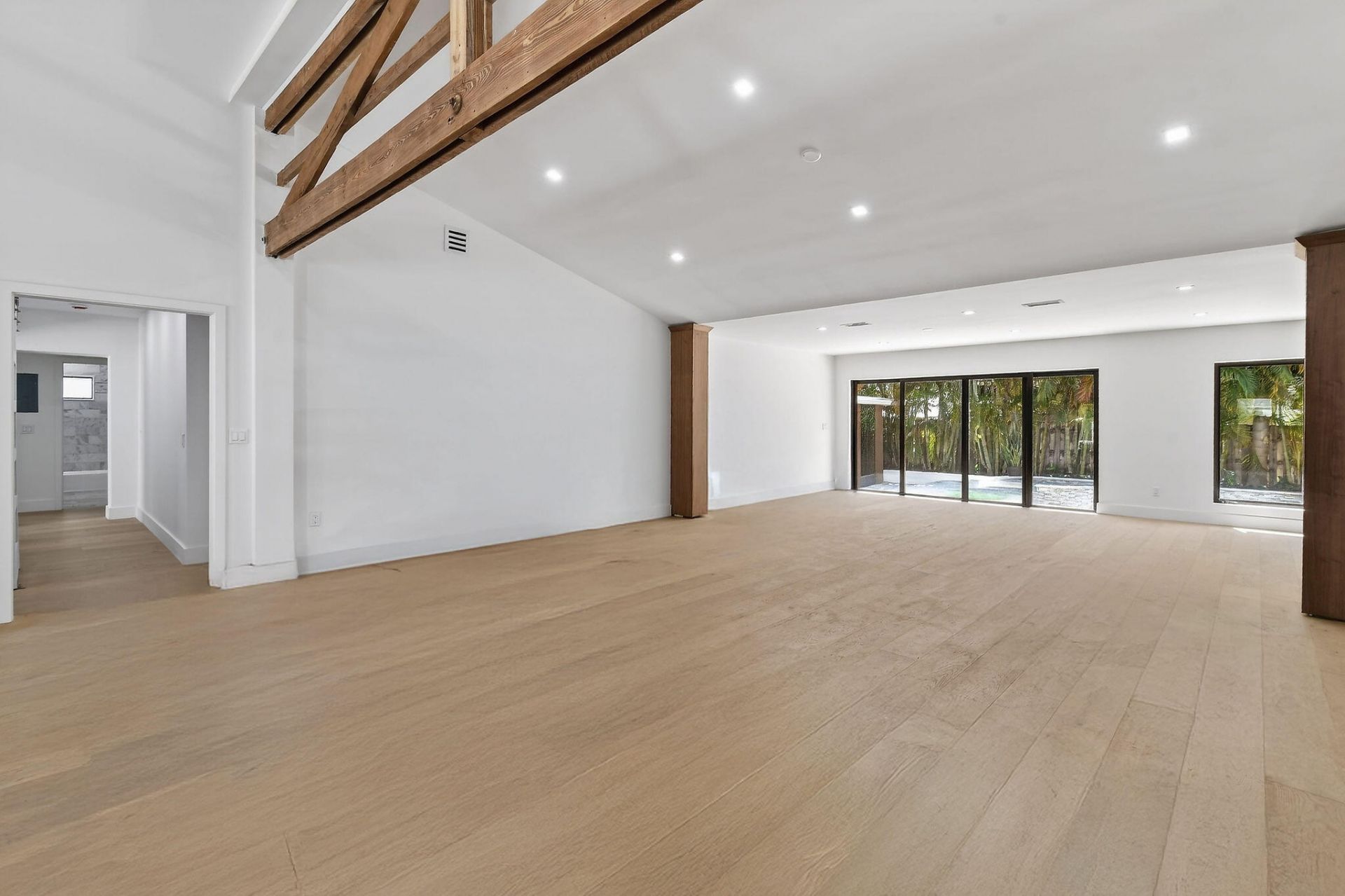 326 Palmetto Street, West Palm Beach, FL 33405 Photo