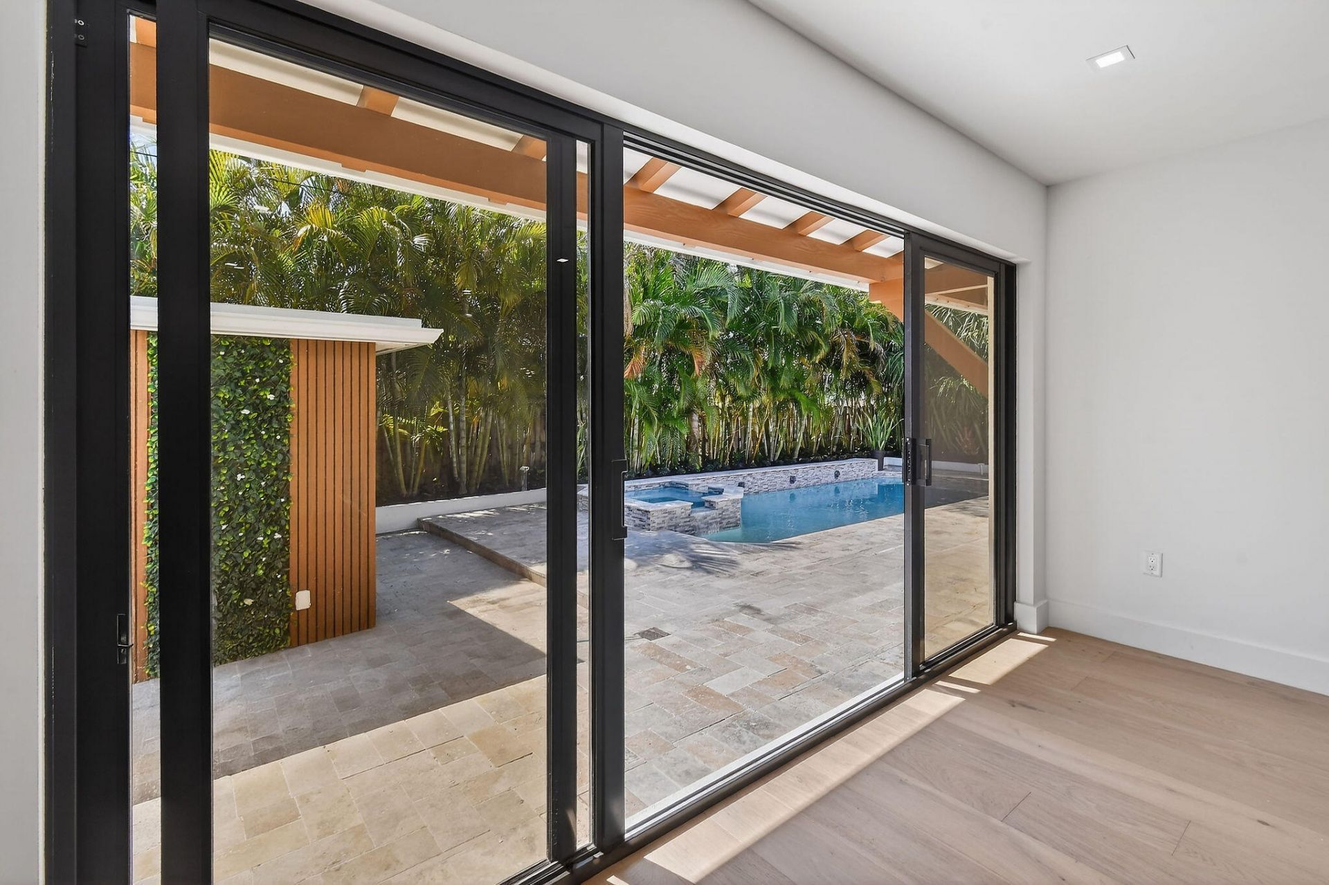 326 Palmetto Street, West Palm Beach, FL 33405 Photo