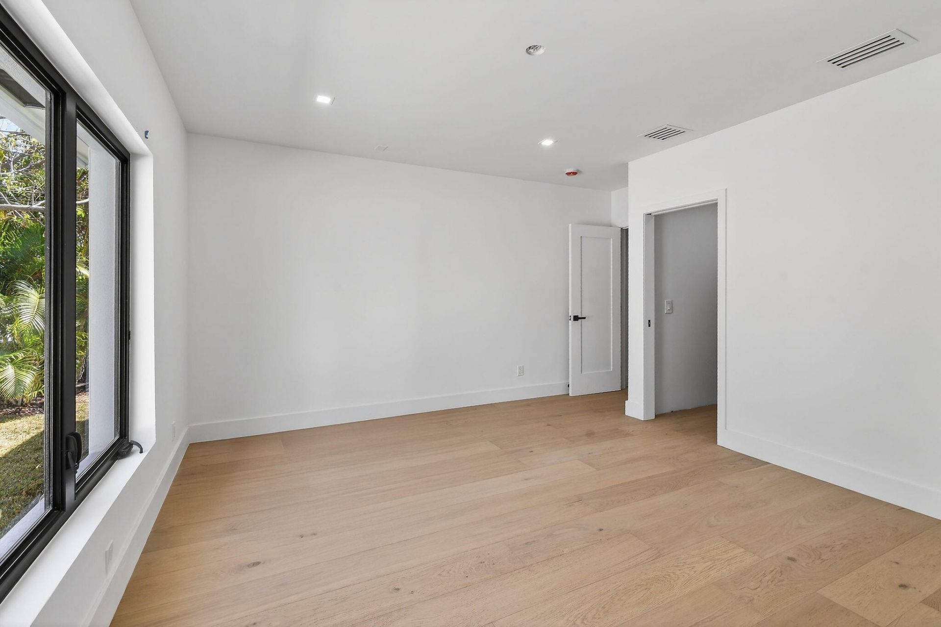 326 Palmetto Street, West Palm Beach, FL 33405 Photo