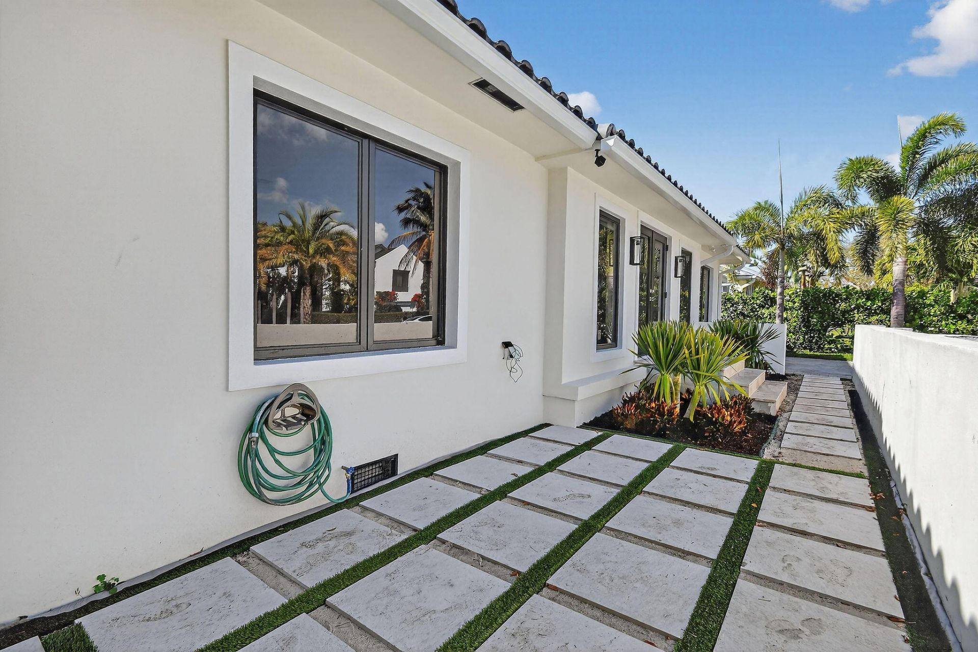 326 Palmetto Street, West Palm Beach, FL 33405 Photo