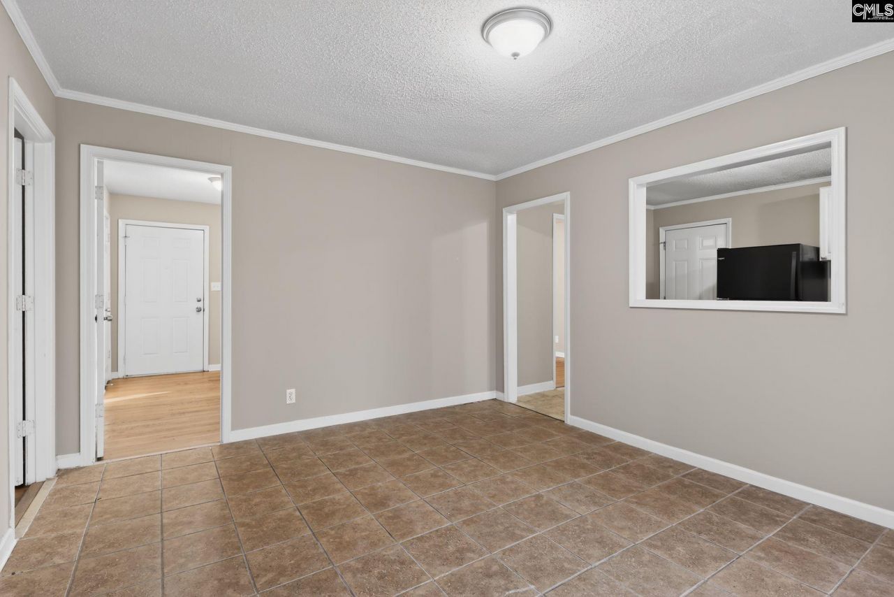 70 Lansing Circle  Photo 13