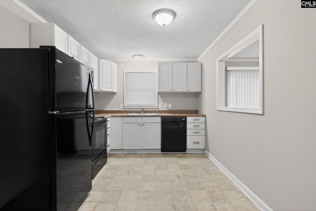 70 Lansing Circle  Photo 17