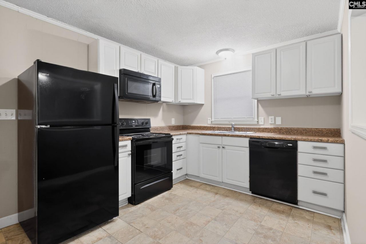 70 Lansing Circle  Photo 21