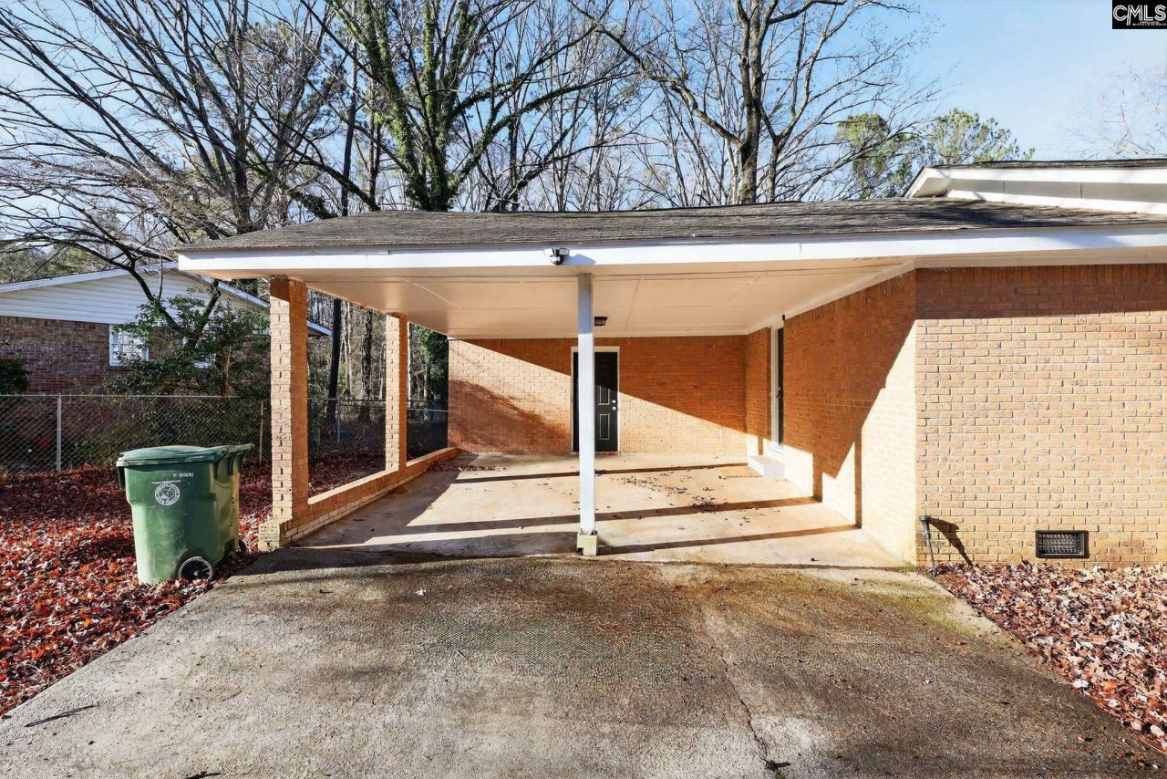 70 Lansing Circle  Photo 5