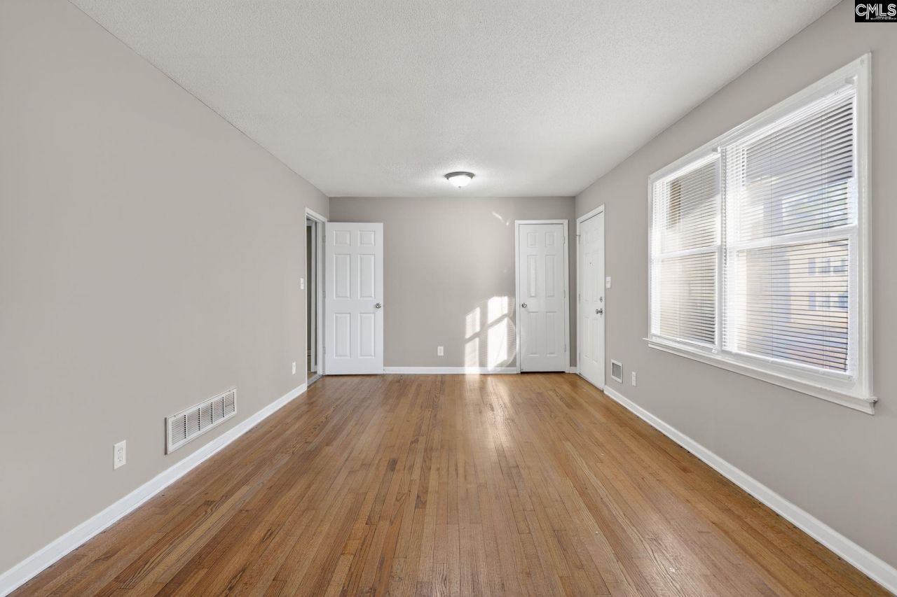 70 Lansing Circle  Photo 8