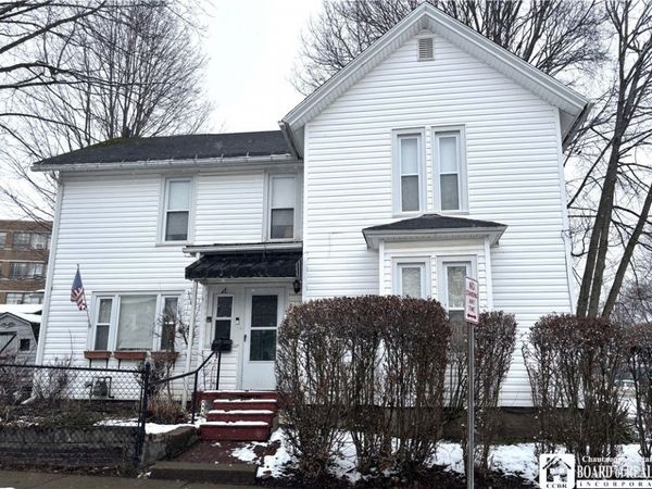 15 Franklin Street, Jamestown, NY 14701