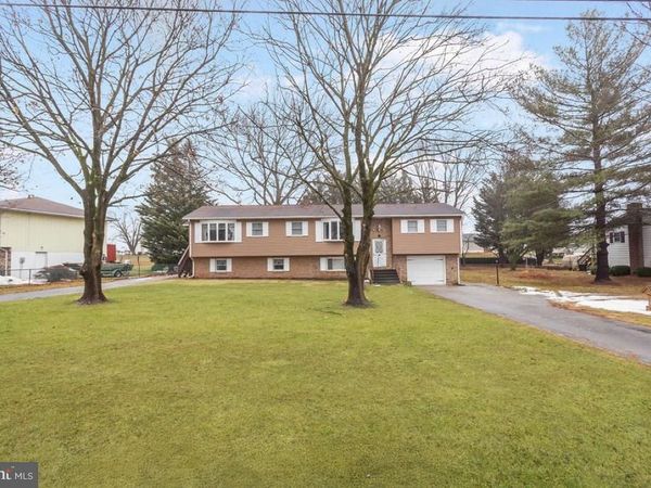 1002 FREDERICK PIKE, LITTLESTOWN, PA 17340