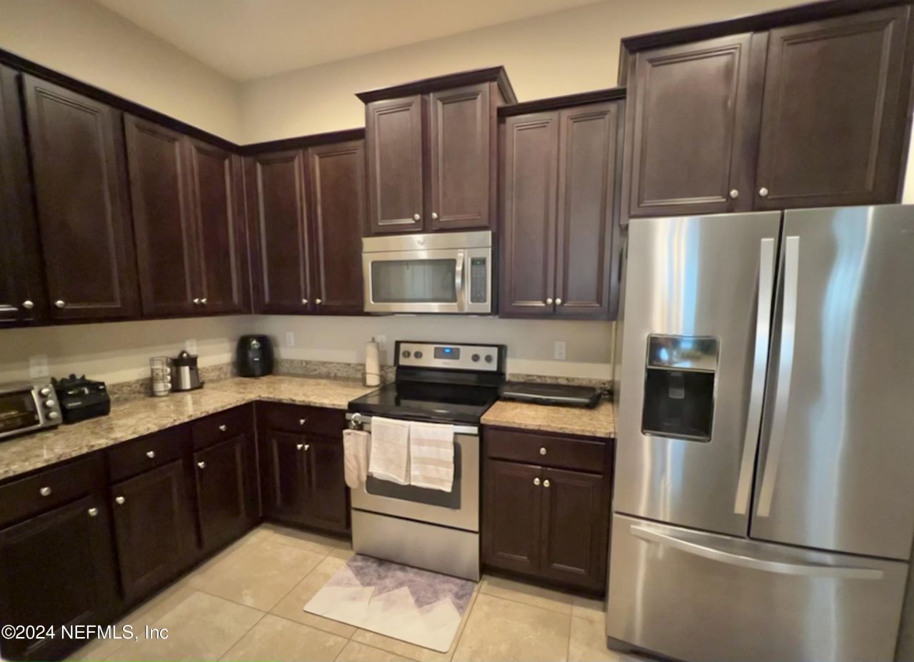 15805 Twin Creek Drive, Jacksonville, FL 32218 Photo