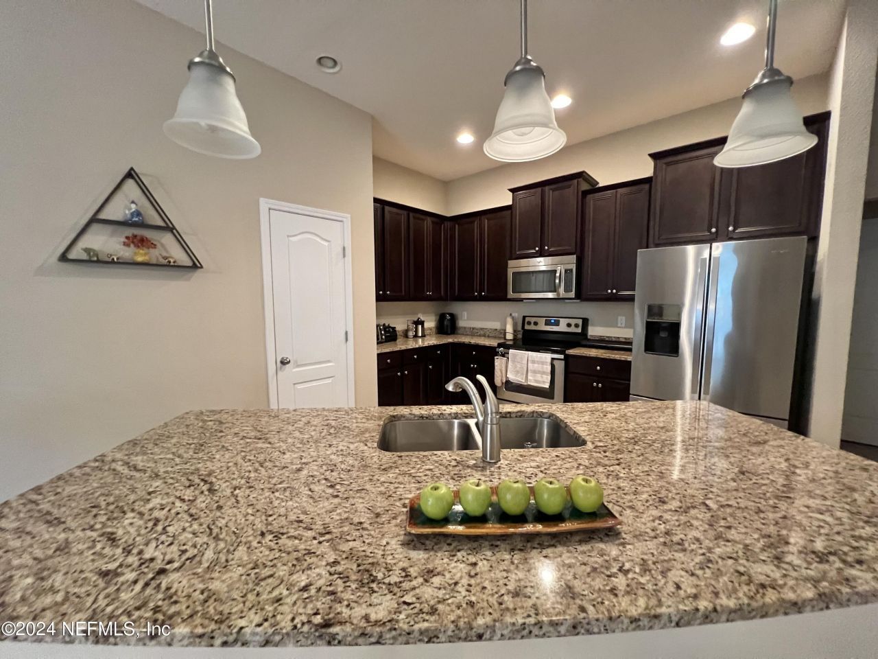 15805 Twin Creek Drive, Jacksonville, FL 32218 Photo