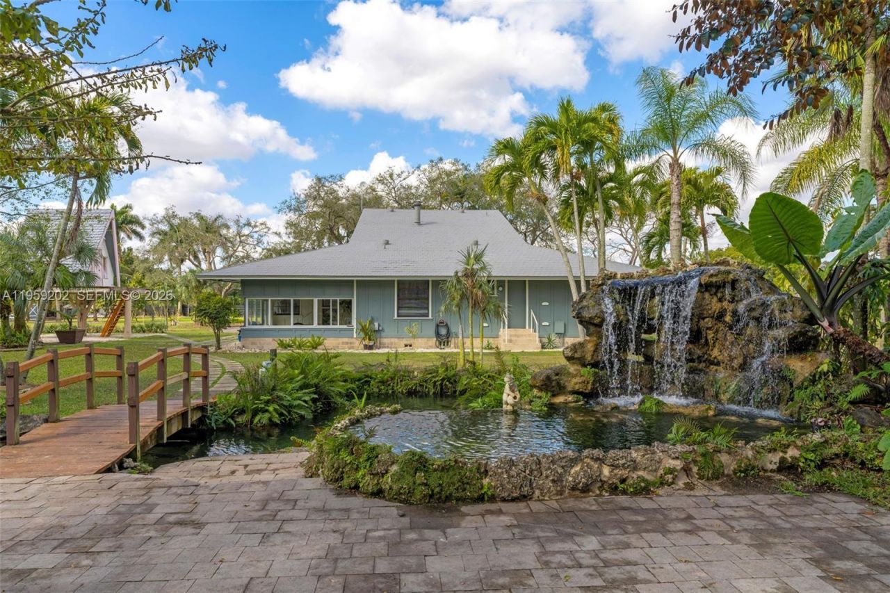 19820 SW 244th St, Homestead, FL 33031 Photo