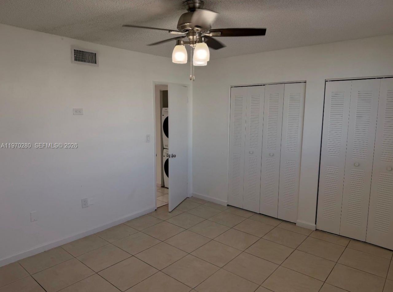 8050 NW 8th St , Unit 1307, Miami, FL 33126 Photo