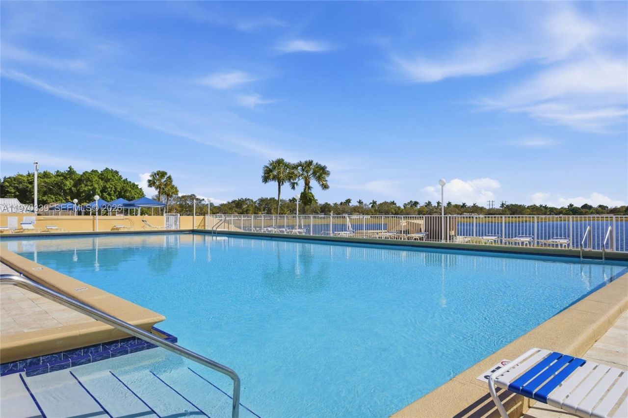 12845 SW 72nd Ter, Miami, FL 33183 Photo