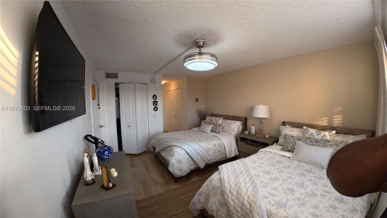 10303 Sunrise Lakes Blvd, Unit 211, Sunrise, FL 33322 Photo