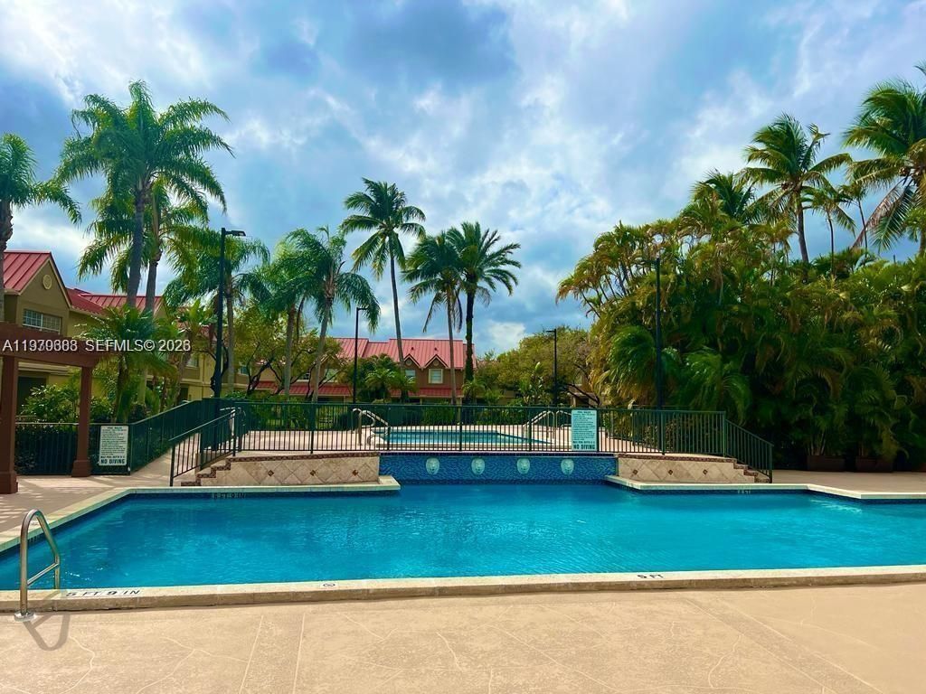 18336 NW 68th Ave, Unit I, Hialeah, FL 33015 Photo