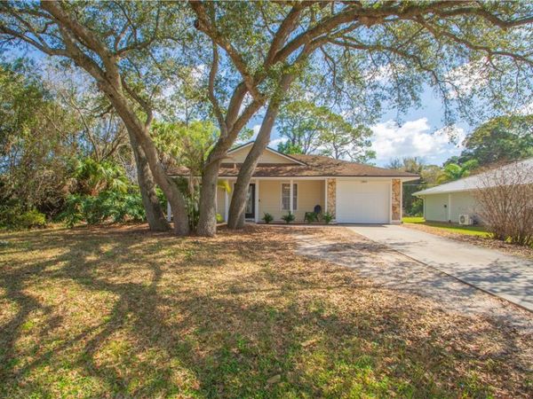 1304 32nd Avenue SW, Vero Beach, FL 32968