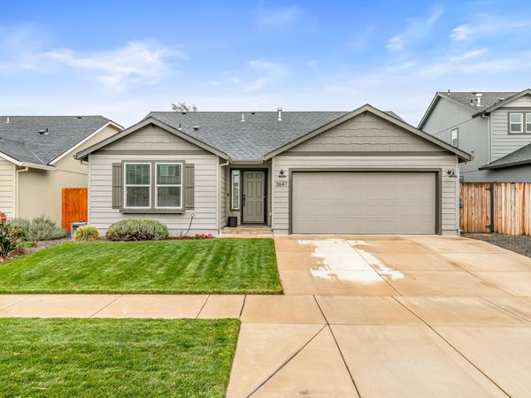 3647 Durst Street, Medford, OR 97504