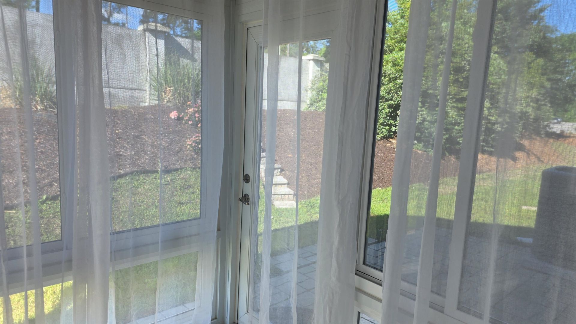 106 Wimbledon Way Photo 15