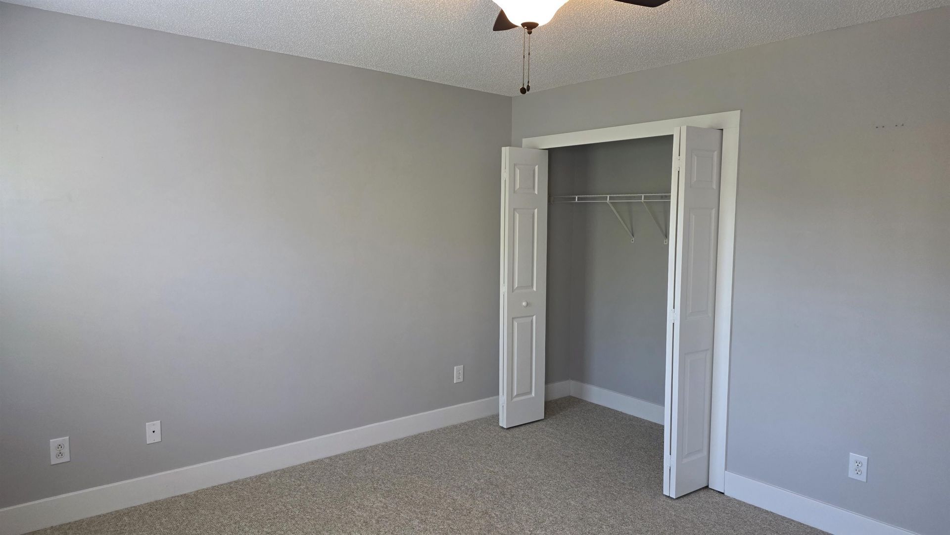 106 Wimbledon Way Photo 23