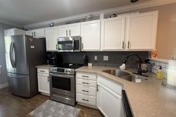 106 Wimbledon Way photo 4