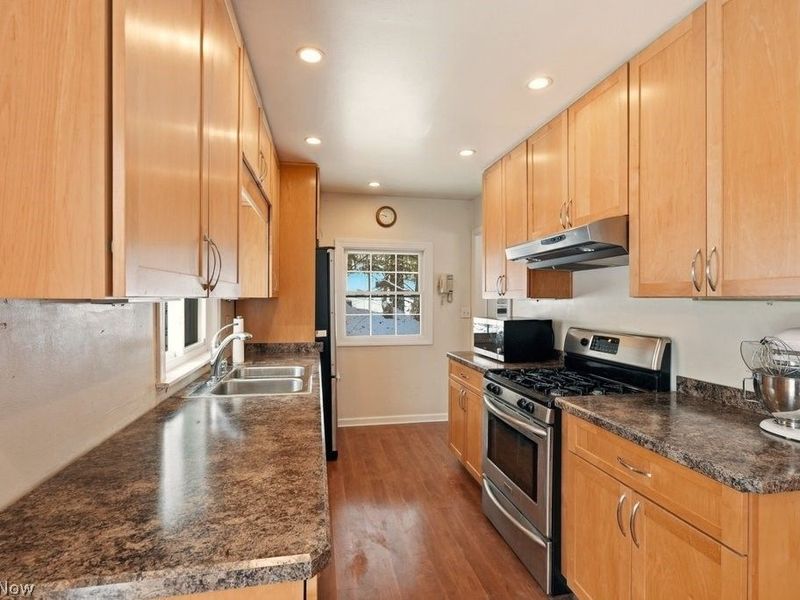 10076 Sherman Road, Chesterland, OH 44026 Photo 12