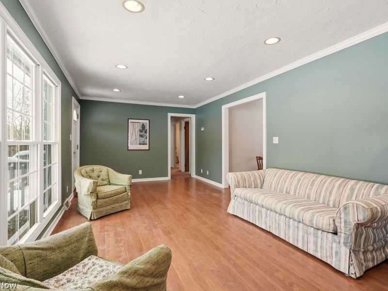 10076 Sherman Road, Chesterland, OH 44026 Photo 5