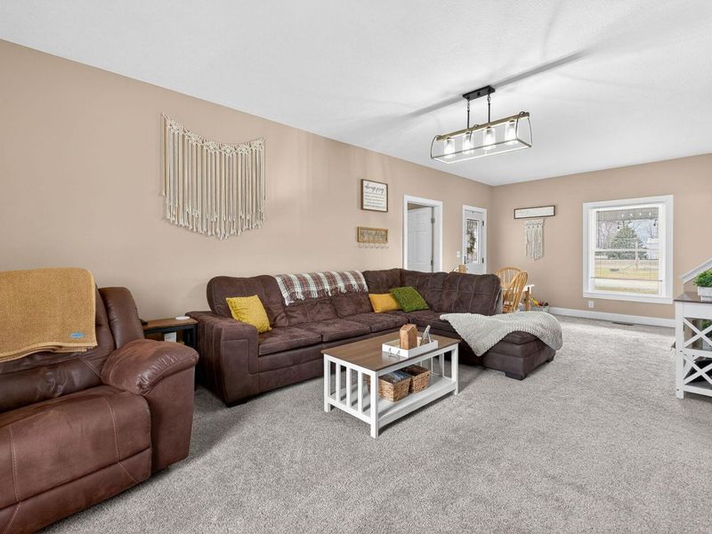 10988 Archer Street, Rosewood, OH 43070 Photo 14