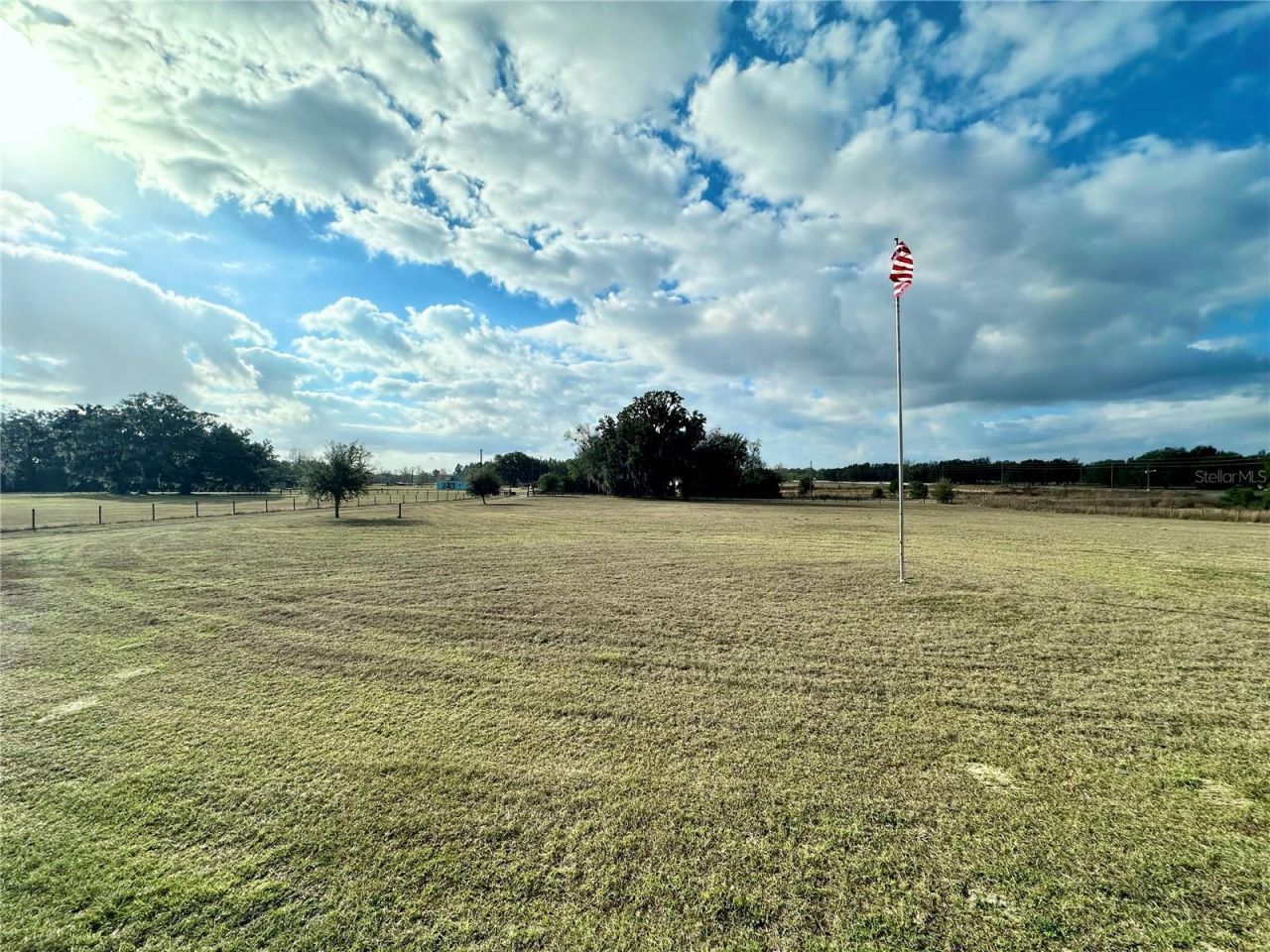 237 SW Baron Glen, Fort White, FL 32038 Photo