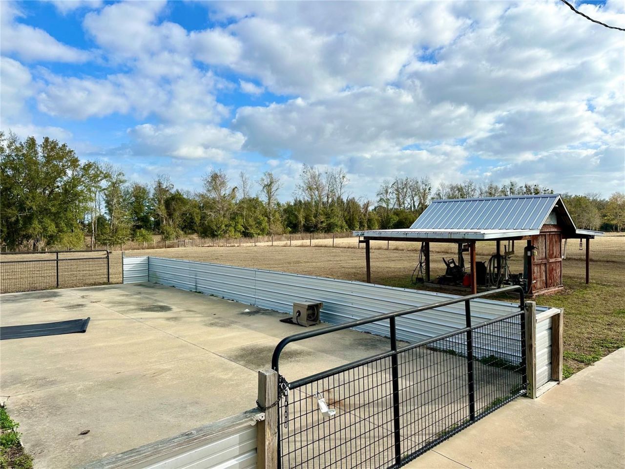 237 SW Baron Glen, Fort White, FL 32038 Photo