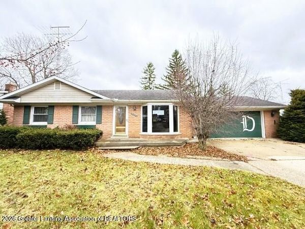 2077 Kingswood Drive, Flint, MI 48507