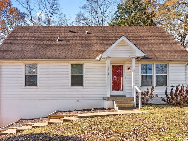 1804 Palamino Dr , Clarksville, TN 37042