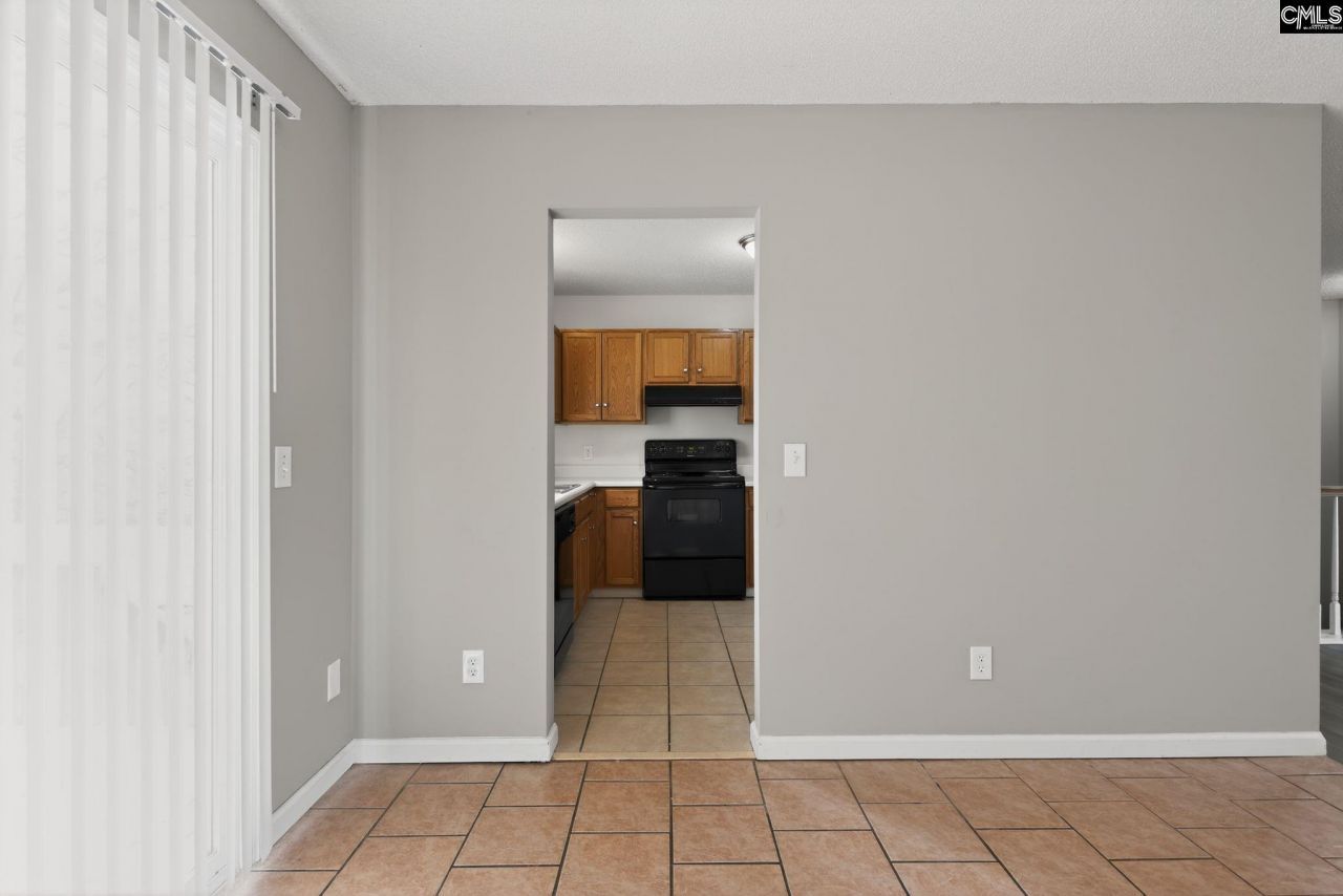 215 Berry Ridge Circle  Photo 10