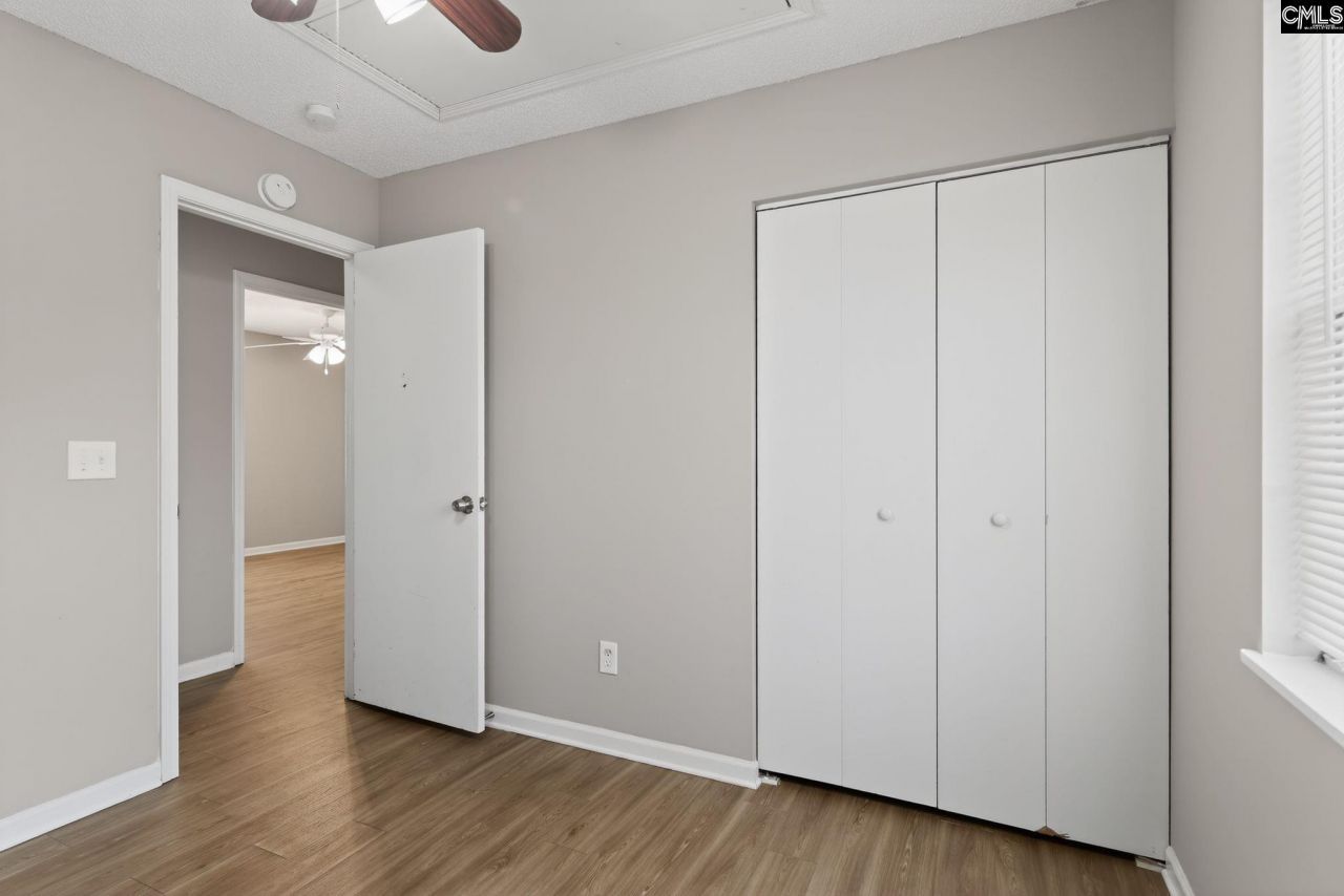 215 Berry Ridge Circle  Photo 15