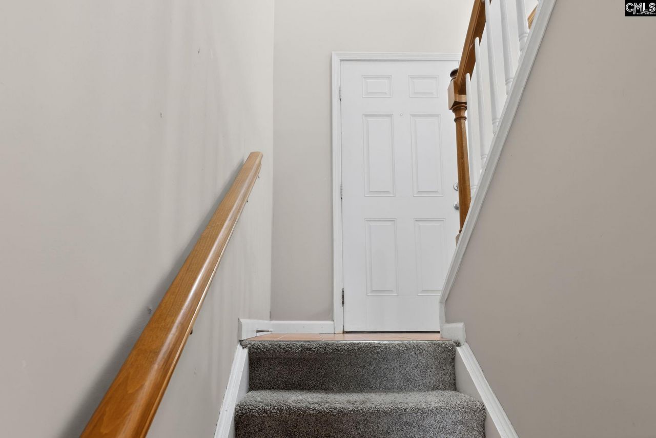 215 Berry Ridge Circle  Photo 23