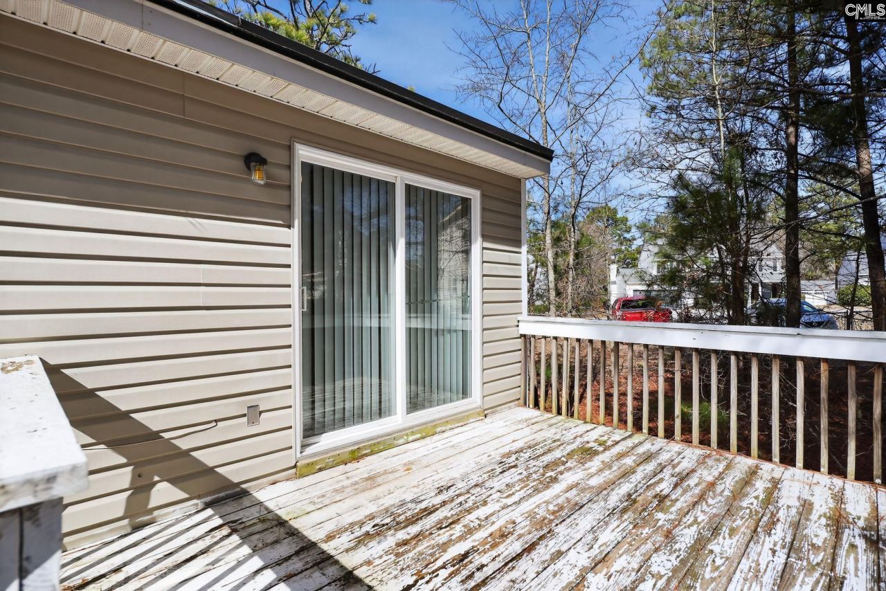 215 Berry Ridge Circle  Photo 24